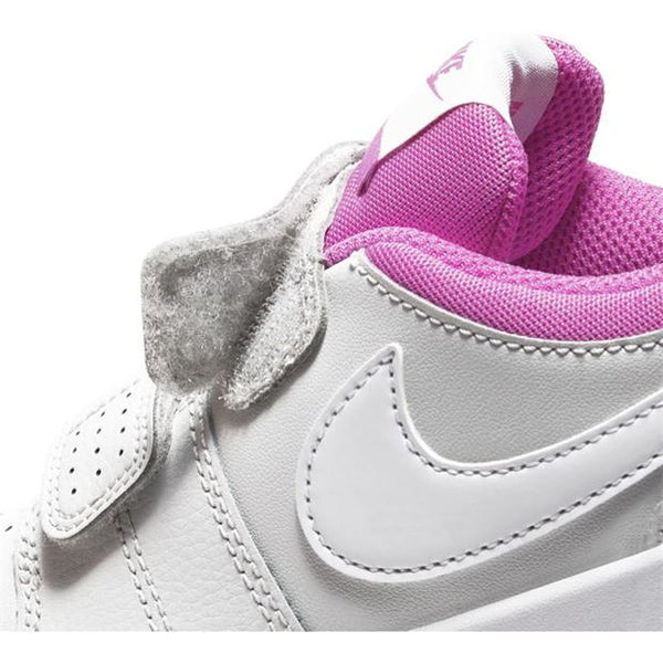 Nike Pico 5 kid shoe